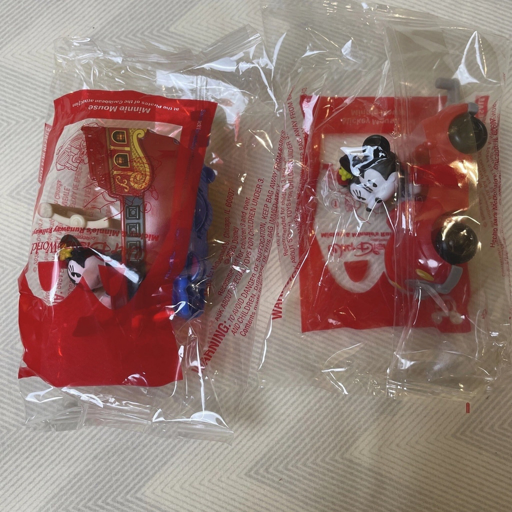 McDonald's Happy Meal Toy Minnie Mouse Pirates of Caribbean Railway #7 & # 10